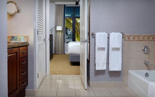 Naples Bay Resort - One Bedroom Suite BAthroom